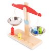 Balance scales New Classic Toys